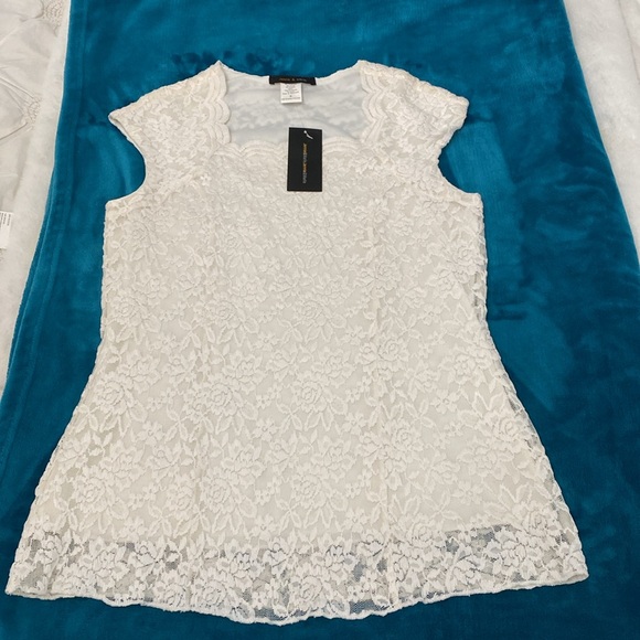 Jennie & Marlis Tops - NWT  Jennie & Marlis Small. Lacey sleeveless top.  Off white cream color.